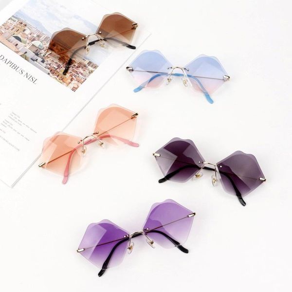 

luxury designer rimless 2019 sunglasses yrs lips fashion shape frame europe glasses 3-10 kids new big sunglasses child baby ppali, White;black