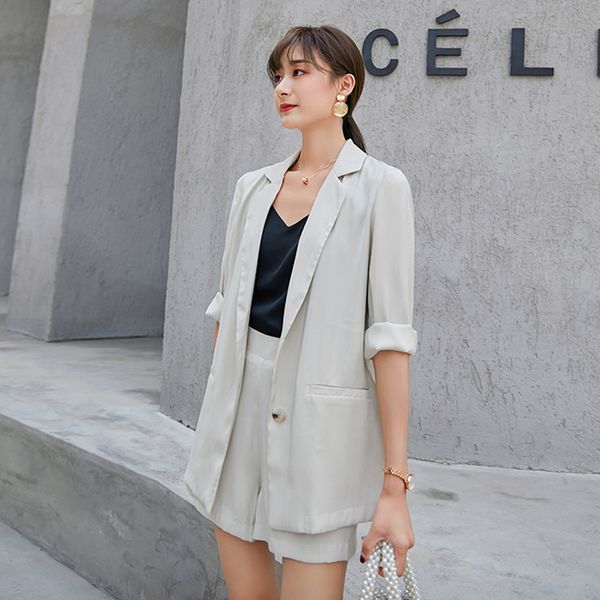 

лето коротких костюмов для женщин зубчатого blazer куртка горячих шорт женских 2 шт брючного костюма 2019 casual карманы женщины наборов 201, White;black
