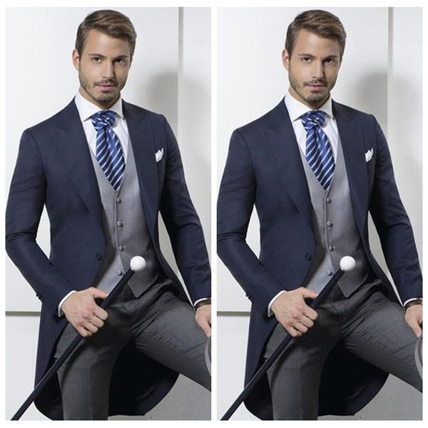 Acheter 2019 Bleu Marine Marié Smokings De Mariage Queue De Manteau Costume Pour Hommes Costume De Bal Hommes Porter Mince équipée Formelle Veste
