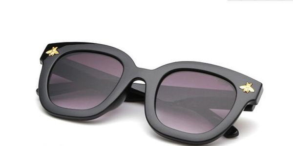 

new fashion classic sunglasses attitude sunglasses gold frame square metal frame vintage style outdoor design classical model 9853, White;black