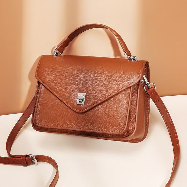 

2020 new korean fashion retro shoulder messenger portable messenger bag women