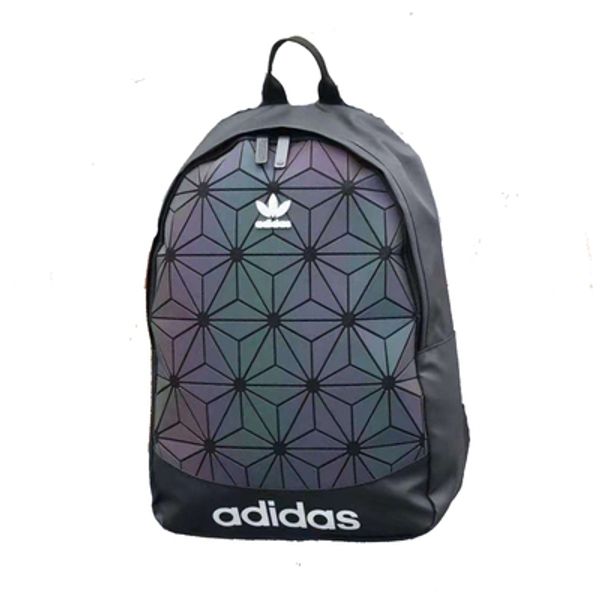

Luxury de igner outdoor ca ual men and woman de igner backpack two trap porting zipper clo ure type diamond lattice tyle backpack