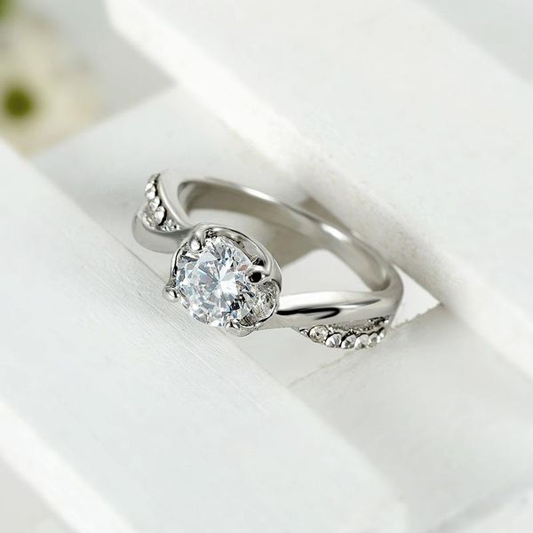 

18k gold plated white gold simple diamond ring ms. zircon ring engagement ring alloy gift jewelry gift, Golden;silver