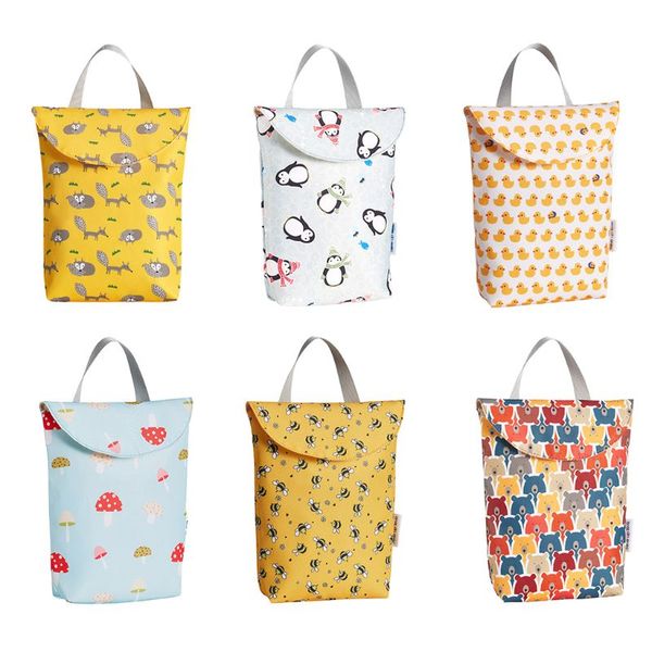 

fashion print diapers bag waterproof multifunctional baby diaper napkin holder