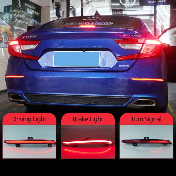 2PCS Arka Sis Lambası için Honda Accord Inspire 2018 2019 Tak ve Araç LED Arka Tampon Fren Işık Dinamik çevirin oyna Sinyal Reflektör