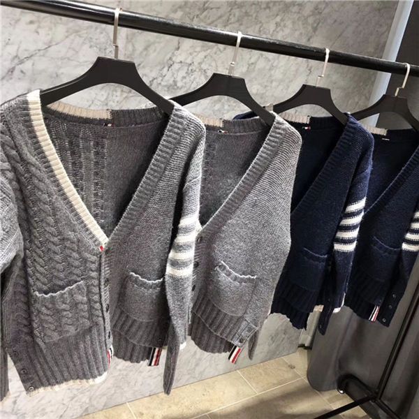 

осень зима т.б. грубая шерсть нерегулярной левый короткий подол thom свитер мужской женский contrast arm 4-бар нашивки аран cable browne кар, White;black