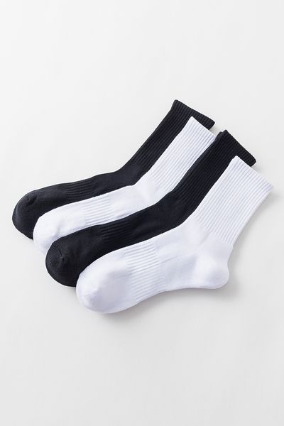 

men's clean solid color socks, odor proof, sweat proof, young people's trend socks. the twenty-seventh category, Black
