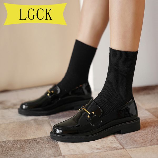 

plus size 34-43 genuine leather flats shoes women black flats woman metal decoration round toe red loafers slip on casual shoes