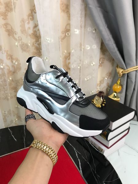 

2020 new an couple casual sneakers couple fashion sneakers luxury design breathable casual shoes