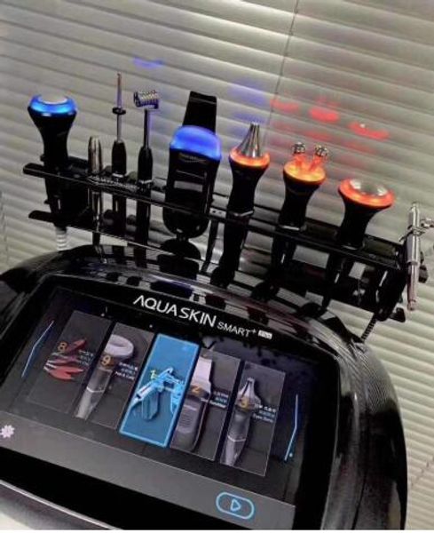 

2020 new arrive beauty salon equipment, multifunction skin care facial deep cleaning aqua skin machine, Black;white