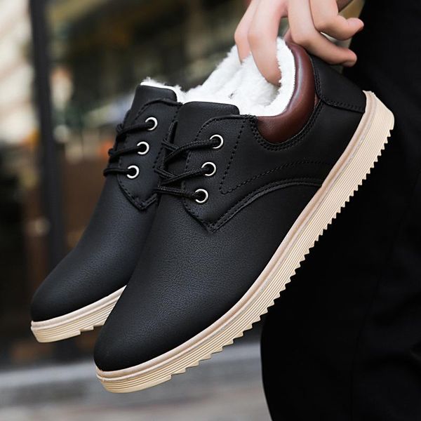 

2018 winter new men's casual low to help snow boots warm plus velvet boots, Black