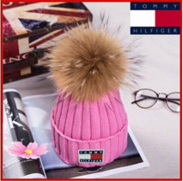 

2019 winter knitted hat women thicken beanies with real raccoon fur pompoms warm girl caps snapback pompon beanie hats, Blue;gray