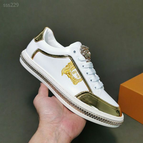 

2020 classic european men's shoes fashion metal color matching casual leather printed board shoes tide factory direct sales size 39-44c, Black