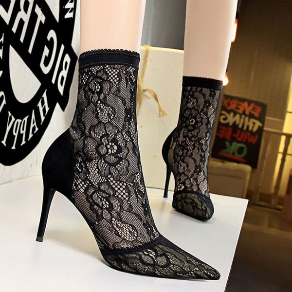 

2019 spring and autumn pumps women shoes in women heels female shoes night club ladies thin heel casual plus size, Black