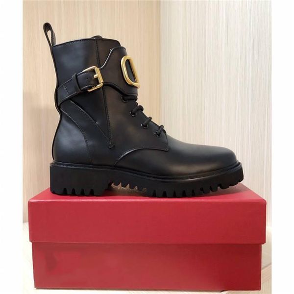 

2019 women winter calfskin leather combat boot, womens martin ankle-high panelled buffed leather boots in black come with box size 35-40