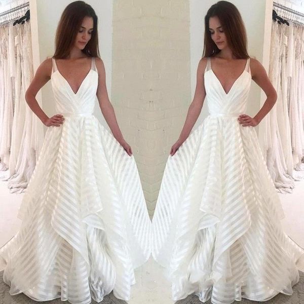 

2019 deep v neck spaghetti wedding dress tiers stripes tulle bridal gown robe de mariee bc0856, White