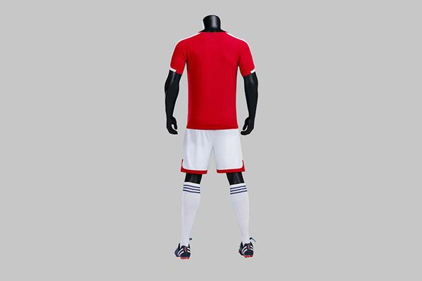 

2019 men training football sets with shorts uniforms reversible football jerseys for that home and away look kits sports b28-11, Black;red