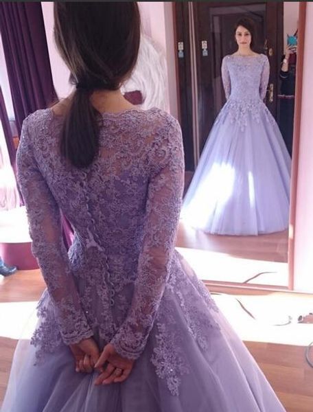 

Purple Ball Gown Wedding Dresses With Scoop neckline Long Sleeves Applique Lace Tulle Plus Size Colorful Lilac Vintage Bridal Gowns