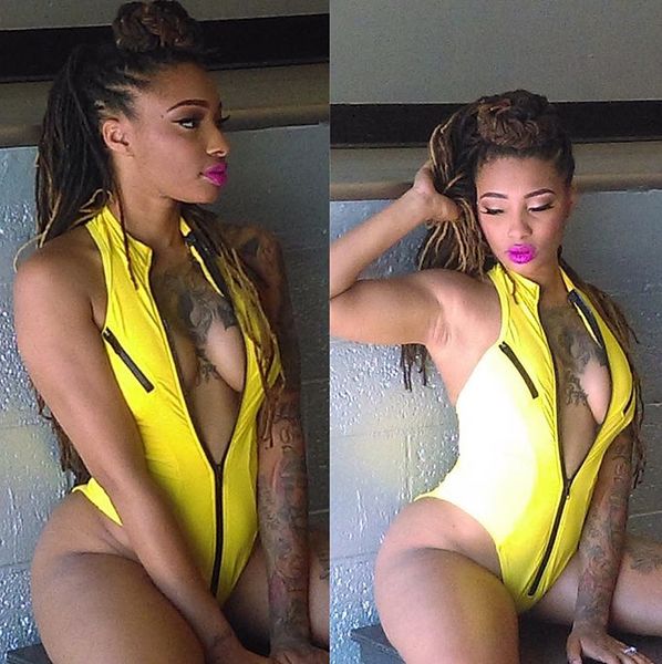 

one piece suits yellow zipper v-neck swimsuit deep v collar beaching clothes solid color swimwear high quality