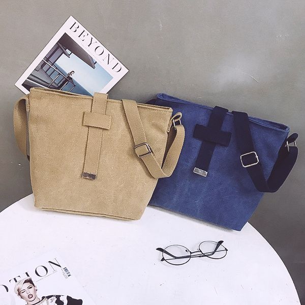 

2018 washable canvas bag female new shoulder slung shopping bag multi-zip business business small backpack