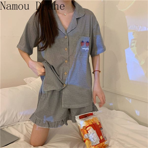 

2020 new embroidery strawberry girlfriend pajamas suits home clothes plaid sweet all match loose geometric sleepwear, Black;red