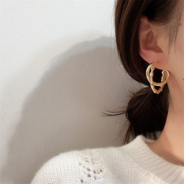 

2020 new gold metal double delicate minimalist hoop earrings for women geometrical round irregular circle earrings party jewelry, Golden;silver