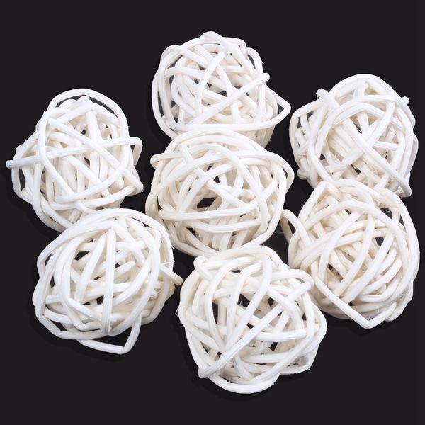 

12 pcs 3cm rattan wicker ball for garden, wedding, party decoration (white