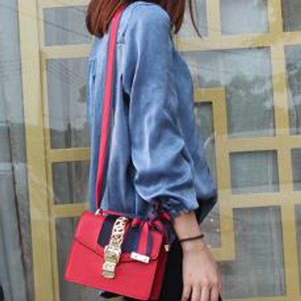 

2019 new bow-tied striped silk shoulder bagaaa325