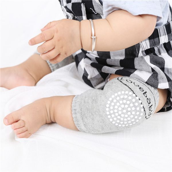 

baby rattle toys 0-24 months baby game pad knee pad for kids play mats toy crawling baby game mat montessori toys for children, Red;brown