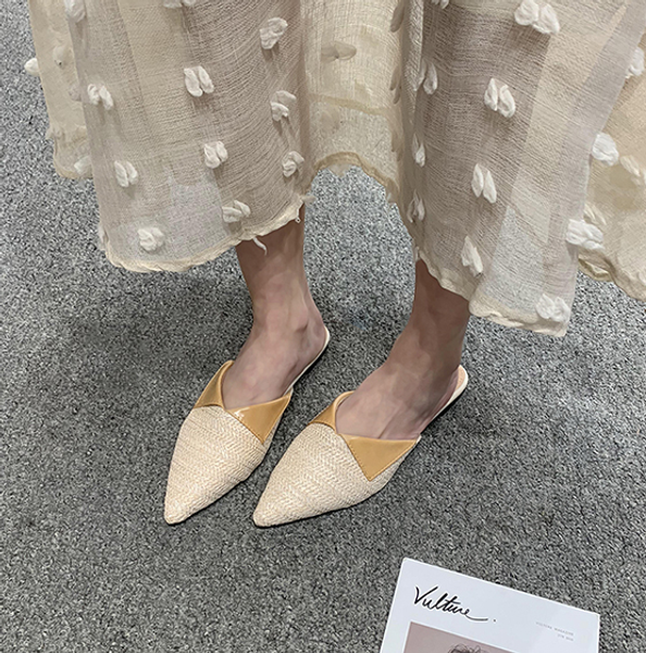 

baotou half drag female 2020 summer new woven straw holiday flat slippers female gentle fairy style wear wild sandals, Black