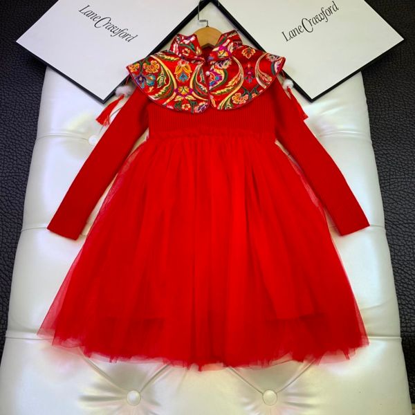 

девушки одевают комплекты детской одежды мода новая девушка осень и зима китайского платок стиля + с длинными рукава сетка юбка 2pcs wsj001, White