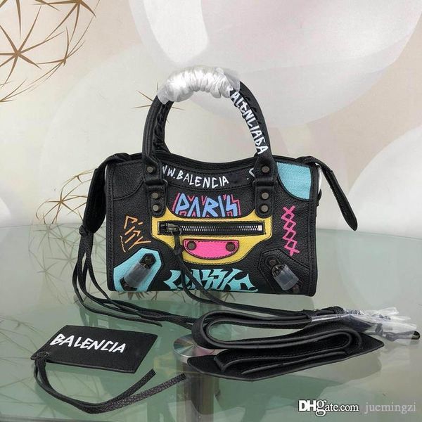 

luxury bbnew graffiti classic city s 2way city s hand tote multi leather size: 23.17.7cm