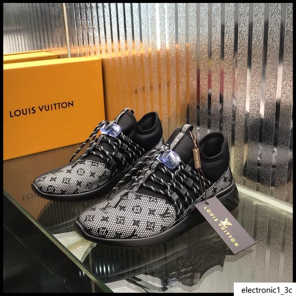 

2019sm spring and autumn men s casual sports shoes high-belt travel sneakers, with micro-standard, with the original box fast delivery