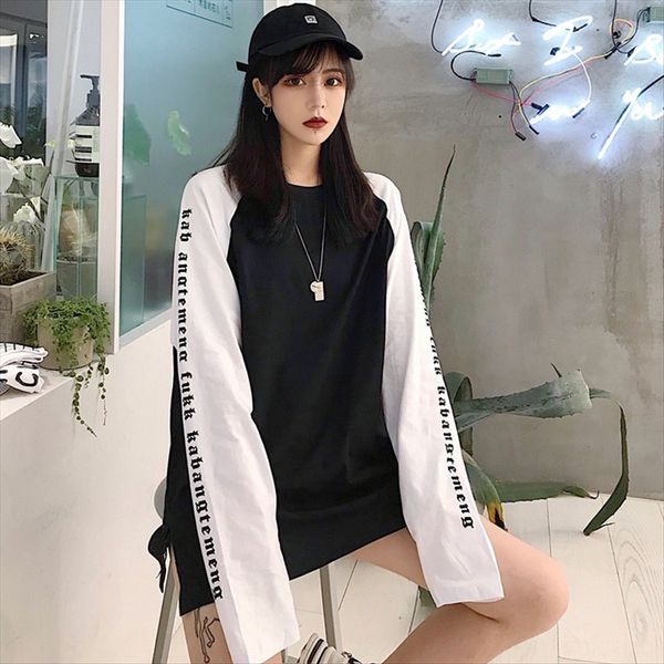 

early 2020 harajuku t-shirt style ins ultra-fire loose black long-sleeved t-shirt women all-match casual midi top, White