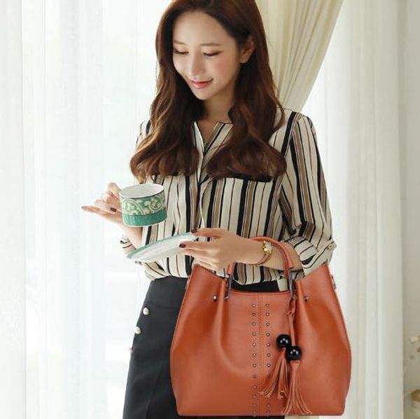 

2019 new cross-border selling new korean version of fashion rivet master packaaa270