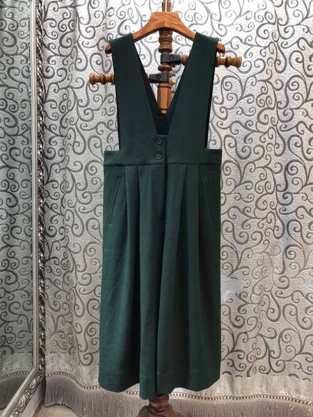 

early spring 2020 new women's deep v-neck solid decoration off shoulder sleeveless wide leg one-piece and shorts 1220, Black;white