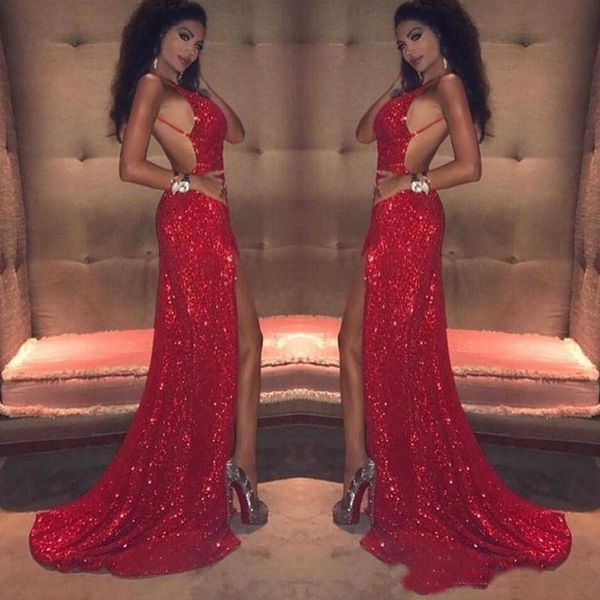 Sereia brilhante Vermelho Lantejoulas Vestidos de Baile 2019 Profundo Decote Em V Aberto Sem Encosto Vestido de Festa Sexy Side Dividir Trem Da Varredura Formal Vestidos de Noite