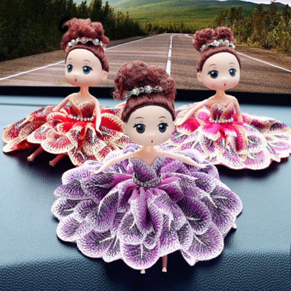 

2019 car decoration accessories creative small cute fashion wedding garment cartoon dolls handmade gifts car decoration gifts