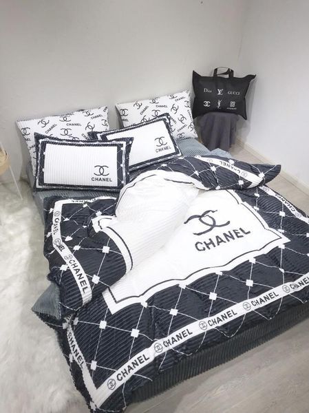 

north european stlye branded polyester cotton home textile soft bedding set bed solid duvet cover asian size quilt cover brief bedclothes 55