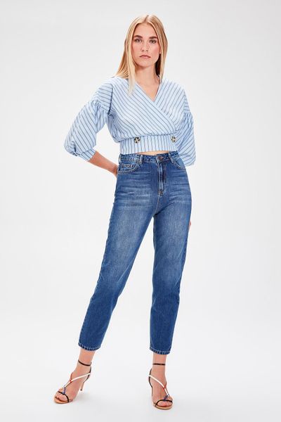 

trendyol blue high waist mom jeans twoaw20je0046