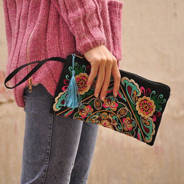 

ethnic style embroidered clutch bag fashionable wallet embroidered day clutches wallet storage casual for women handle bags