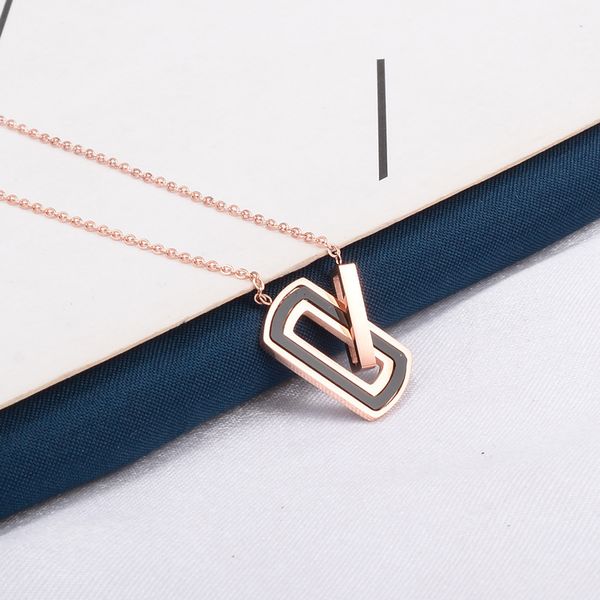 

pendant necklace fashion girls short shell, Silver