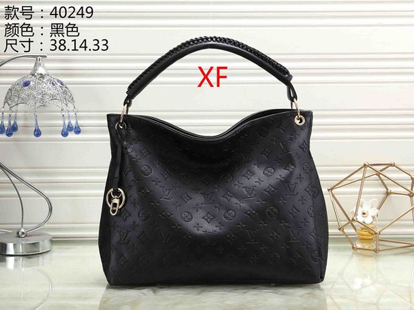 

Manufacturers wholesale 2019 new handbags various brands fashion style chain bag shoulder Messenger scorpion mother package 40156
