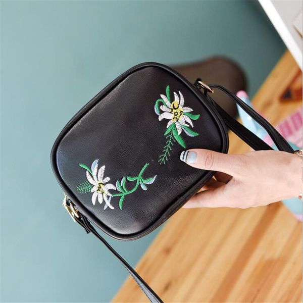 

european american fashion new flower embroidery diagonal small square bag shoulder bag handbags women bags
