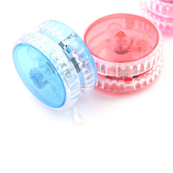 

7 colors 1pcs professional luminous yoyo ball led flashing child clutch mechanism yo-yo toys for kid party entertainment gifts