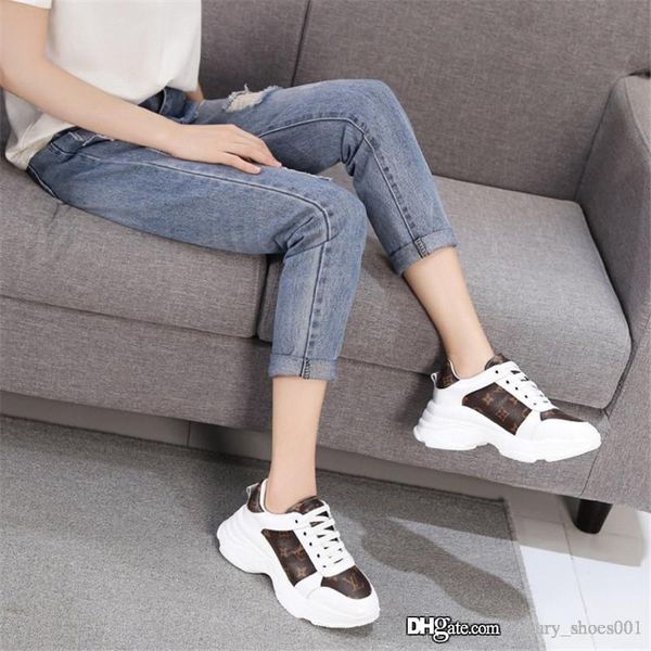 

2019 fashion designer triple s sneakers walking shoes low old dad casual shoes for men women black sports tennis sports shoe 36-45