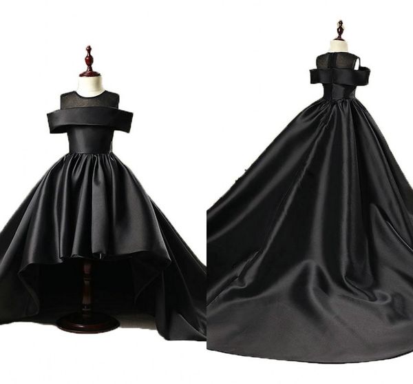 2019 Preto Primeira Comunhão Vestidos Fora Do Ombro Oi Lo vestido De Baile Com Um trem Vestido Da Menina De Flor Pageant Vestidos Meninas Ocasião Especial Crianças