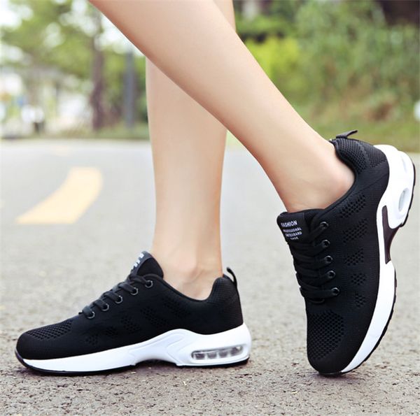 

2019 new ladies casual shoes spring and autumn breathable wild large size lightweight fashion casual women's shoes wholesale, Black