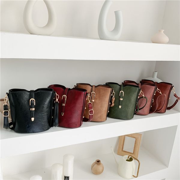 

2019 new multi-function fashion shoulder bag quality pu leather bucket bag simple practical casual youth messenger