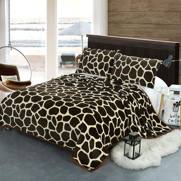 Winter Flannel Blanket Thick Air Conditioning Blanket Coral Cloud